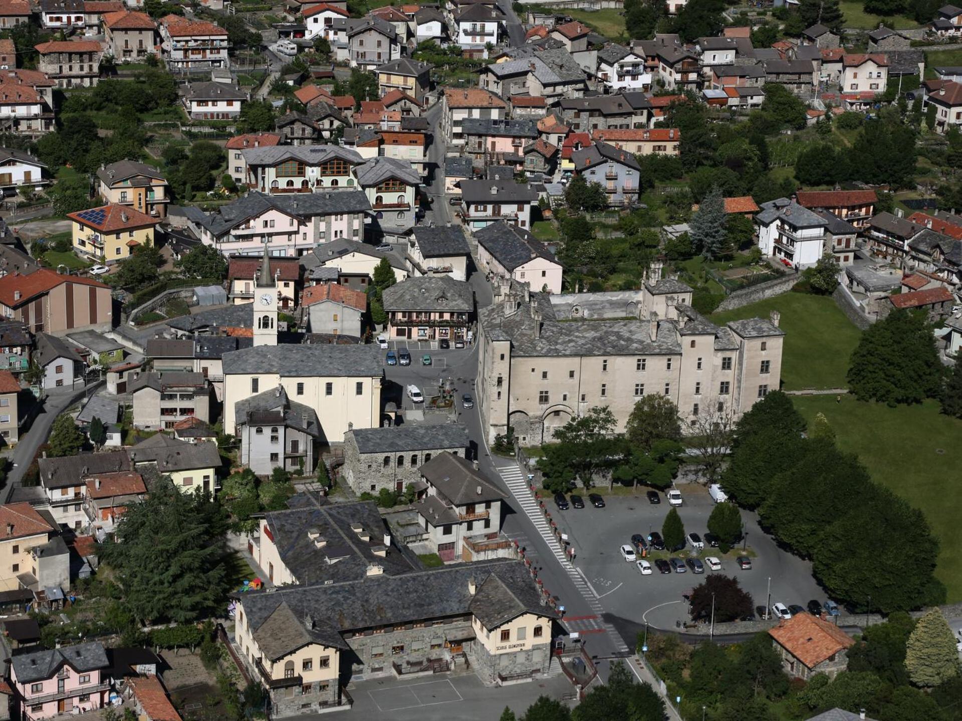 Il Pellegrino Bed & Breakfast Issogne Bagian luar foto